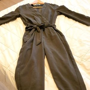 Dynamite green jumpsuit. Xsmall